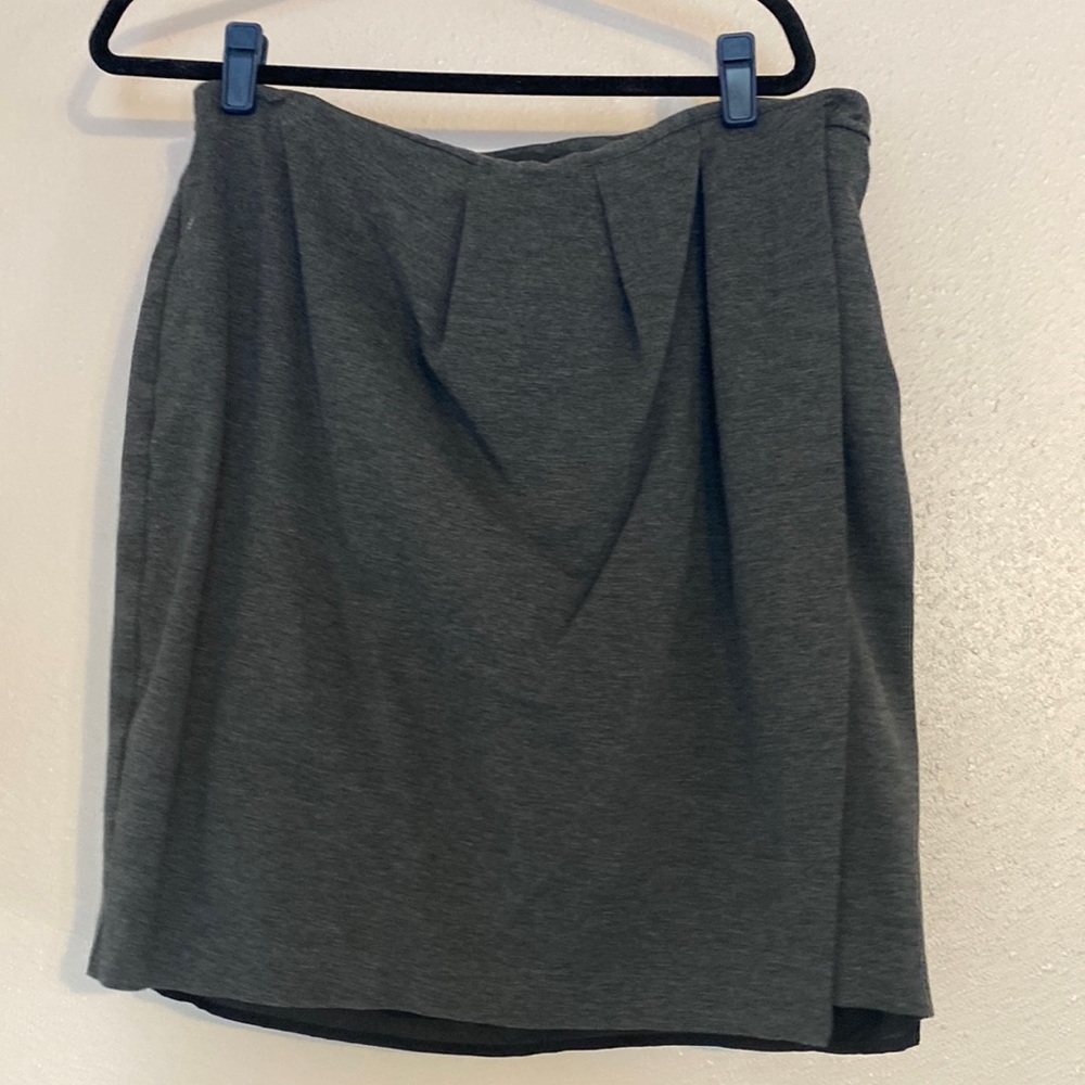 Gray pencil skirt banana republic size 14